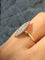 51.5 Bague navette en or blanc et jaune 18K et diamants 58 Facettes 277