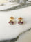 Puces d'oreilles en or blanc et jaune 18K, rubis et diamants 58 Facettes 278