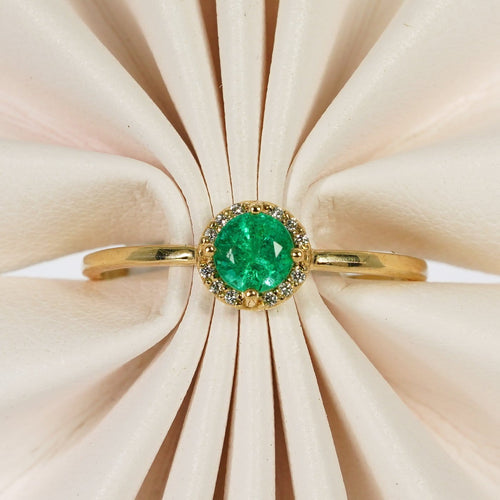 54 Bague en or jaune 14 ct avec émeraude GFCO et diamants 58 Facettes R0017