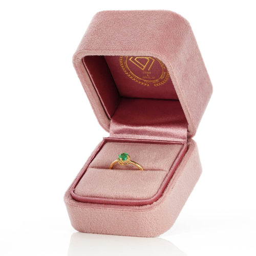 54 Bague en or jaune 14 ct avec émeraude GFCO et diamants 58 Facettes R0017