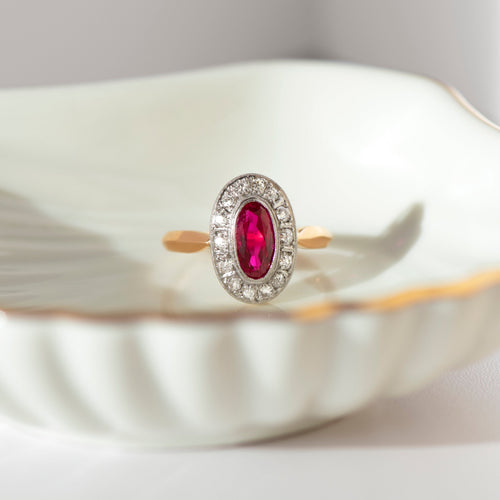 55.5 Bague entourage ancienne en or rose avec rubis et diamants taille ancienne 58 Facettes HJ062642