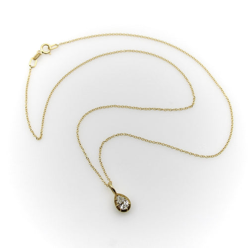 Collier Collier pendentif diamant poire en or jaune 18 carats 58 Facettes 11208