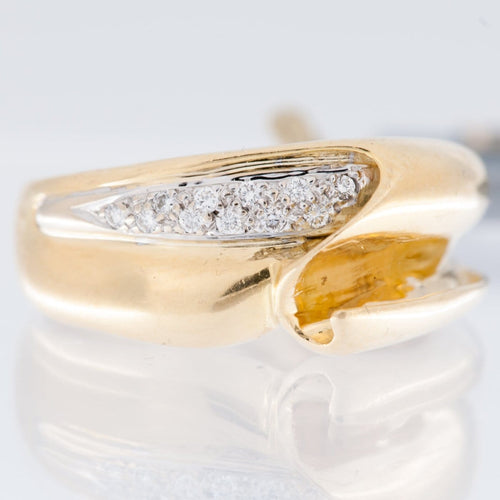 58 Bague milieu du XXe siècle en or jaune et diamants 58 Facettes A1528