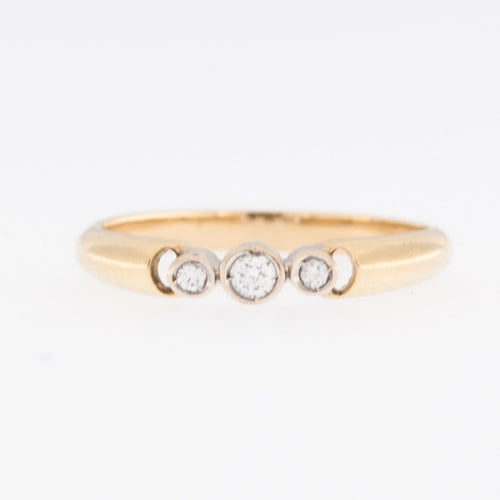 53 Bague trilogie vintage en or 18 carats avec diamants 58 Facettes A1530