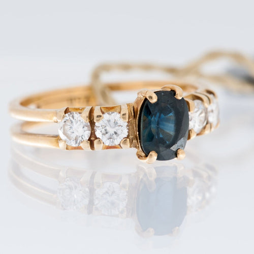 55 Bague belge en or jaune 18 carats, diamants et saphir 58 Facettes A1532
