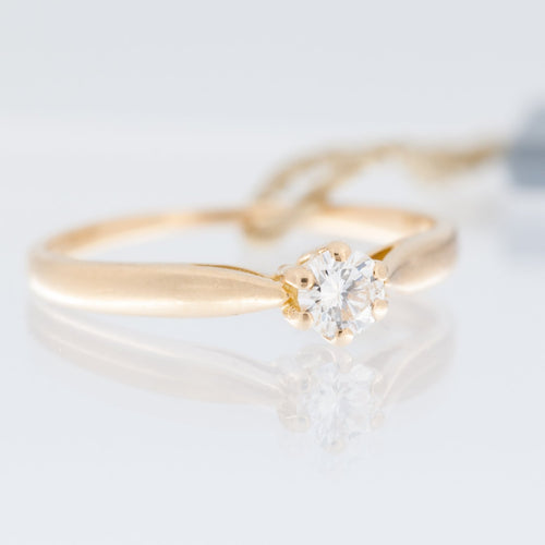 55 Bague solitaire en or jaune 18 carats avec diamant 58 Facettes A1534
