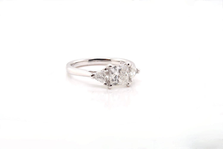 Bague 52 Bague - Diamant taille princesse 0,92 ct F VS1 en or blanc 18k 58 Facettes 24992/24941