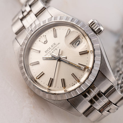 Rolex Oyster Perpetual Date - Montre en acier 58 Facettes TOT-11817
