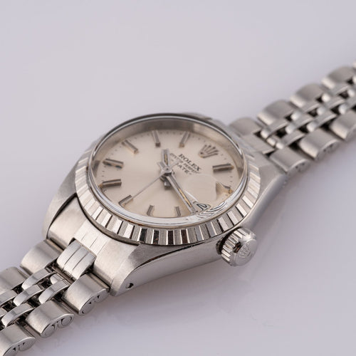Rolex Oyster Perpetual Date - Montre en acier 58 Facettes TOT-11817