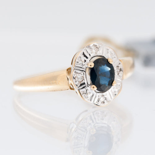 52 Bague rétro en or 18 carats avec diamants et saphir 58 Facettes A1539