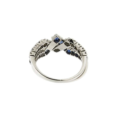 56 Bague en or blanc avec saphirs et diamants 58 Facettes 27602