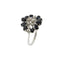 64 Bague fleur en or blanc avec saphirs et diamants 58 Facettes 30306