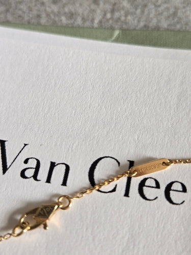 Van Cleef & Arpels Sweet Alhambra - Collier en or jaune et nacre 58 Facettes jnci172