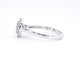 53 Bague halo en or blanc sertie de diamants 58 Facettes 1008