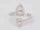 53 Bague ligne en or blanc avec diamants poire et brillants, 1,25 ct 58 Facettes 1012