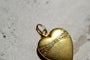 Pendentif Pendentif cœur en or jaune gravé feuilles 58 Facettes Ref 4037