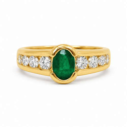 50 Bague en or jaune, émeraude ovale et diamants 58 Facettes F4834
