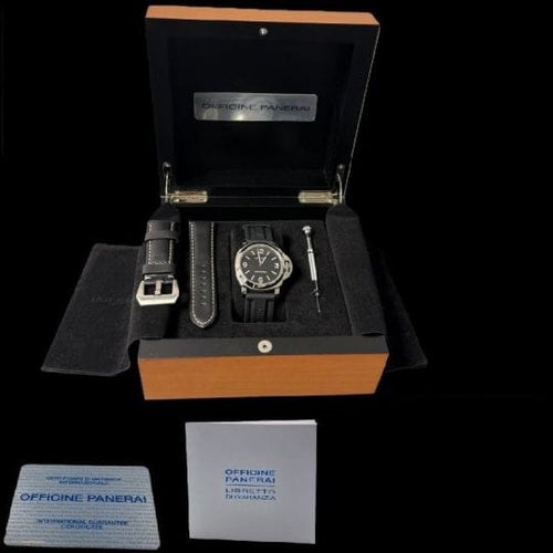 Panerai Luminor - Montre Base en acier 58 Facettes MT47703