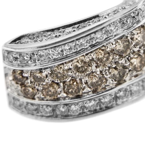 Boucles d'oreilles Boucles d’oreilles à lobe en or blanc 18 ct avec diamants 58 Facettes 13036