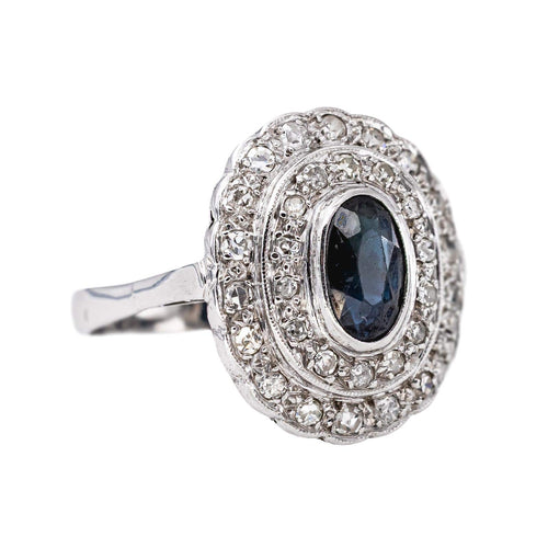 53 Bague Pompadour en or blanc et platine, saphir et diamants 58 Facettes 5450151CN