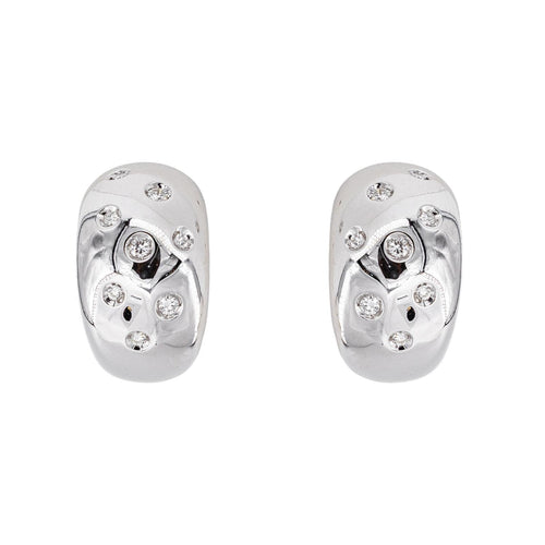 Boucles d'oreilles en or blanc et diamants 58 Facettes 5742135CN