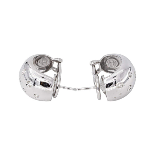 Boucles d'oreilles en or blanc et diamants 58 Facettes 5742135CN