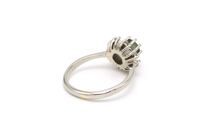 53 Années 50 - Bague en or blanc, tourmaline et diamants 58 Facettes B518