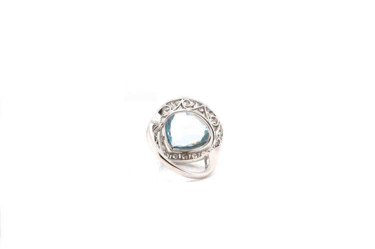 Bague 52 Bague aigue-marine et diamants en platine 58 Facettes 24749