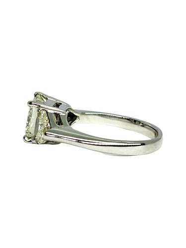 54 Bague en or blanc 18K et diamants 3,70 ct 58 Facettes 2192