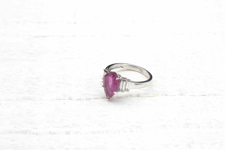 Bague 53 Bague tourmaline poire et diamants baguette en or blanc 18k 58 Facettes 23351