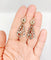 Dormeuses victoriennes - Boucles d'oreilles en or 18k, argent et diamants 58 Facettes A07687