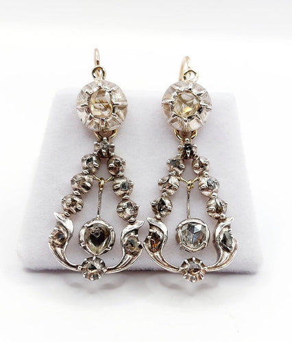 Dormeuses victoriennes - Boucles d'oreilles en or 18k, argent et diamants 58 Facettes A07687