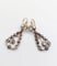Dormeuses victoriennes - Boucles d'oreilles en or 18k, argent et diamants 58 Facettes A07687