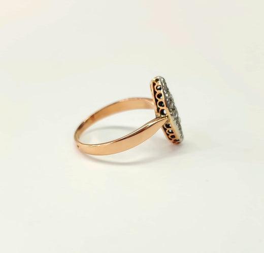 56 Bague marquise en or rose, platine et diamants 58 Facettes Marq.2344