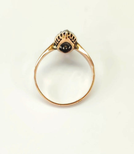 56 Bague marquise en or rose, platine et diamants 58 Facettes Marq.2344