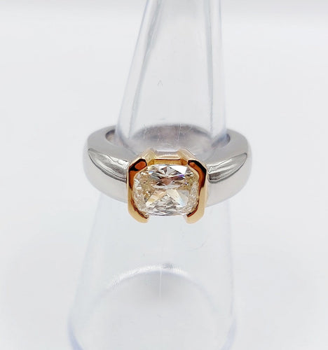 Bague 51 Bague jonc dôme vintage en or blanc 18k et diamant coussin 58 Facettes A07725