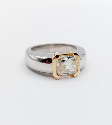 Bague 51 Bague jonc dôme vintage en or blanc 18k et diamant coussin 58 Facettes A07725