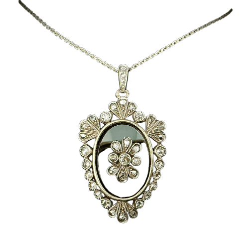 XIXe siècle - Pendentif en platine et argent, onyx et diamants