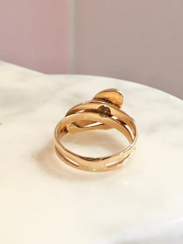 53.5 Bague serpent ancienne en or jaune 18K et diamant 58 Facettes 281