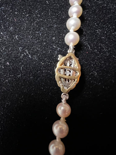 Collier en chute 71 perles de culture, fermoir en or 18K diamant 58 Facettes 936
