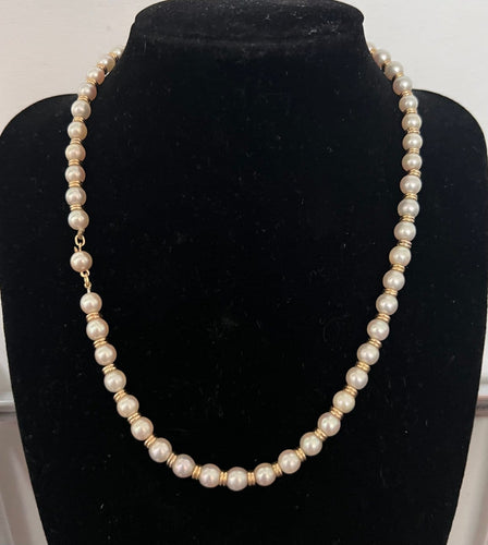 Collier en or jaune 18K et perles de culture Akoya 58 Facettes Art valo