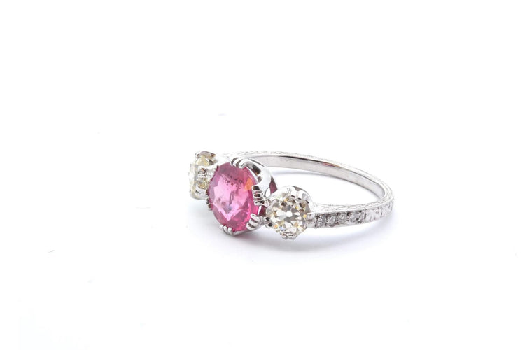 Bague 53 Bague en platine au saphir rose et diamants 58 Facettes 24833 25204