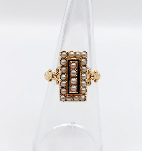Bague 52.5 Bague marquise victorienne en or rose, perles et émail noir 58 Facettes A07698