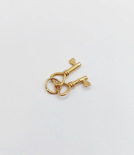 Pendentif vintage clés en cœur en or jaune 18K 58 Facettes A07695