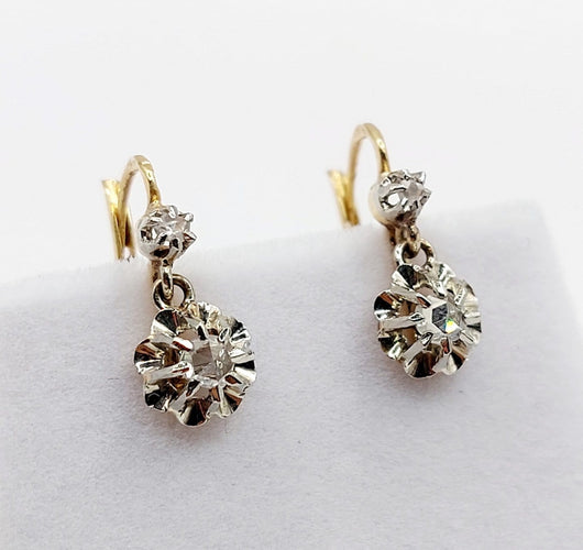 Dormeuses - Boucles d'oreilles en or 18k et diamants taille rose 58 Facettes A07699