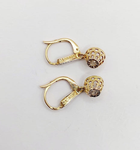 Dormeuses - Boucles d'oreilles en or 18k et diamants taille rose 58 Facettes A07697