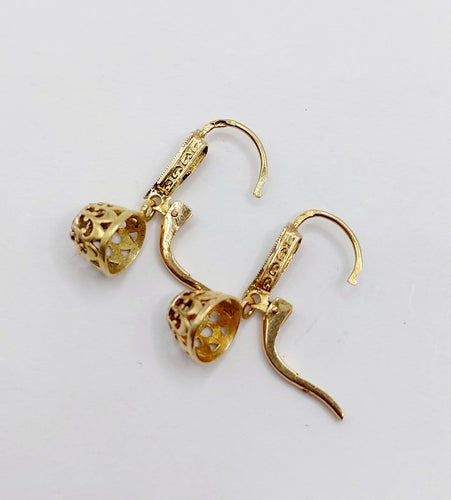 Dormeuses - Boucles d'oreilles en or 18k et diamants taille rose 58 Facettes A07697