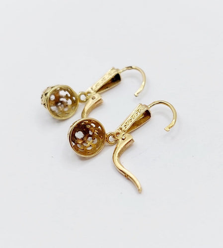 Dormeuses - Boucles d'oreilles en or 18k et diamants taille rose 58 Facettes A07697