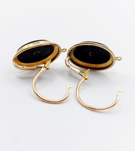 Dormeuses victoriennes - Boucles d'oreilles en or 18k, onyx et perles 58 Facettes A07706