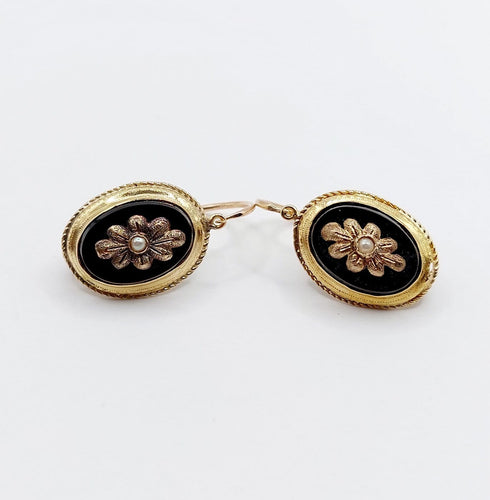 Dormeuses victoriennes - Boucles d'oreilles en or 18k, onyx et perles 58 Facettes A07706